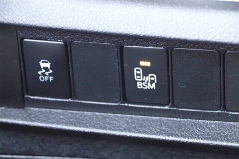 2017 Toyota Sienna SE 8-Passenger