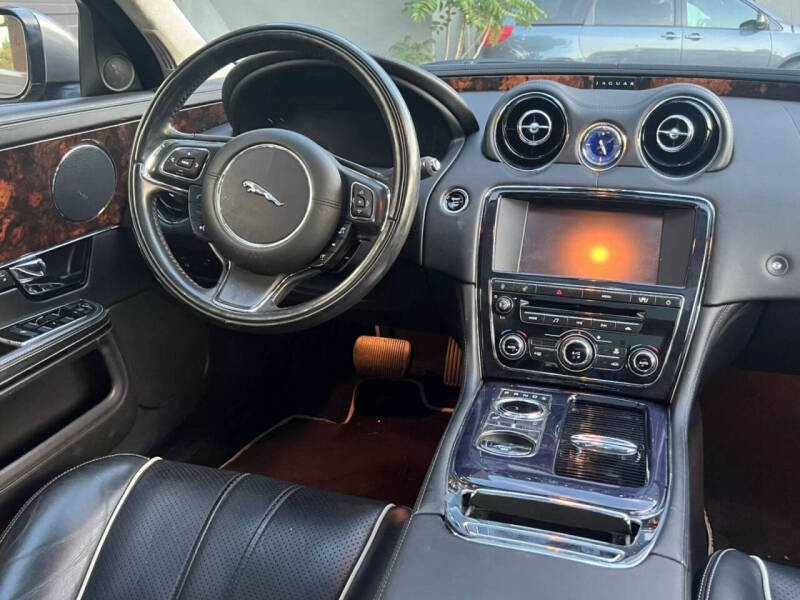 2011 Jaguar XJL