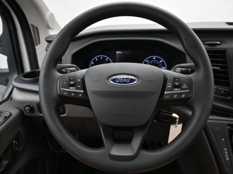 2025 Ford Transit