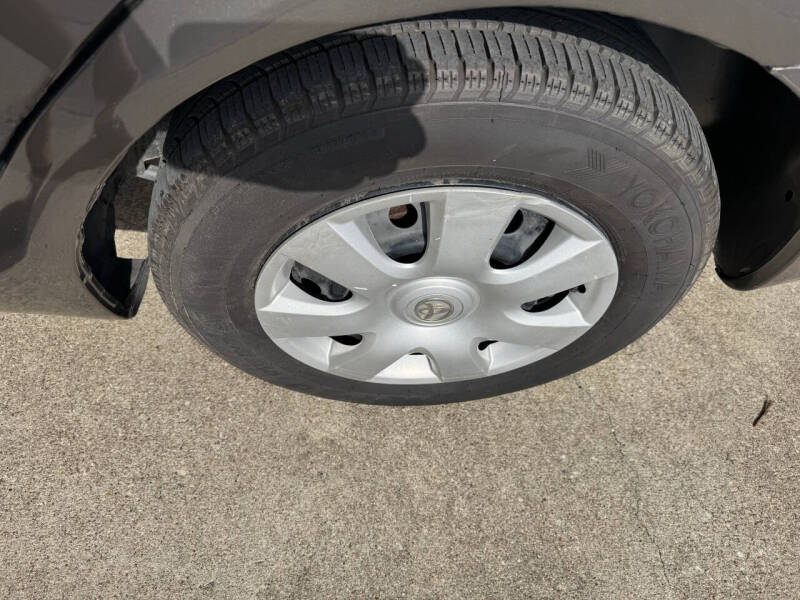 2005 Toyota Camry Standard