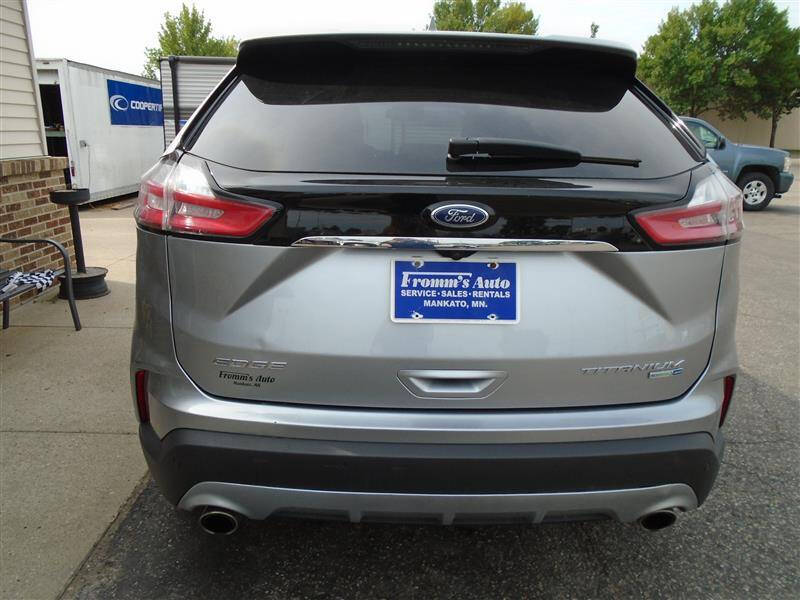 2020 Ford Edge Titanium