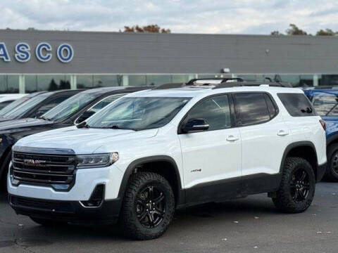 2023 GMC Acadia AT4
