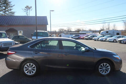 2015 Toyota Camry LE