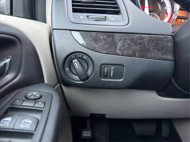 2012 Dodge Grand Caravan SXT