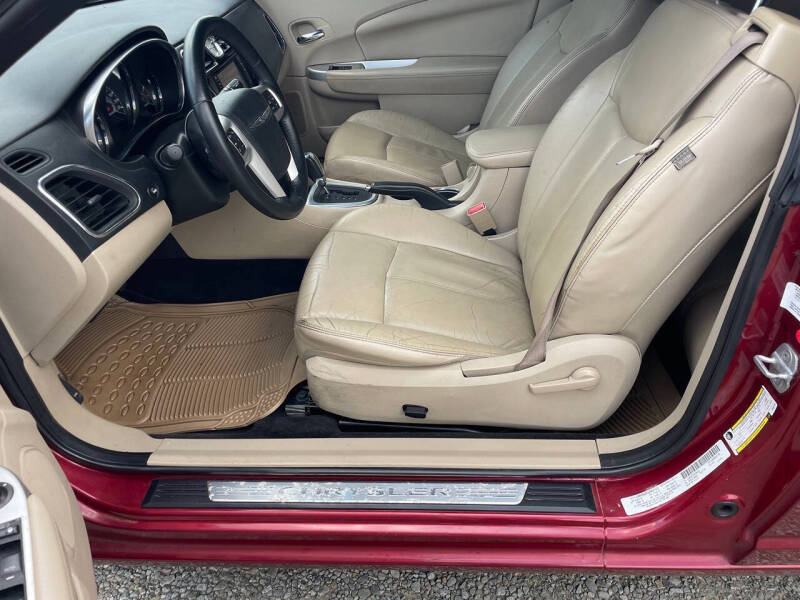 2013 Chrysler 200 Limited