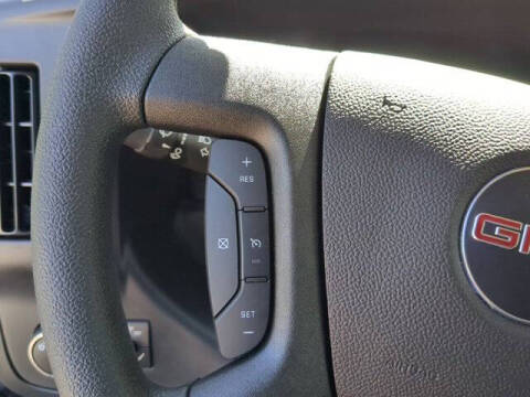 2025 GMC Savana 2500