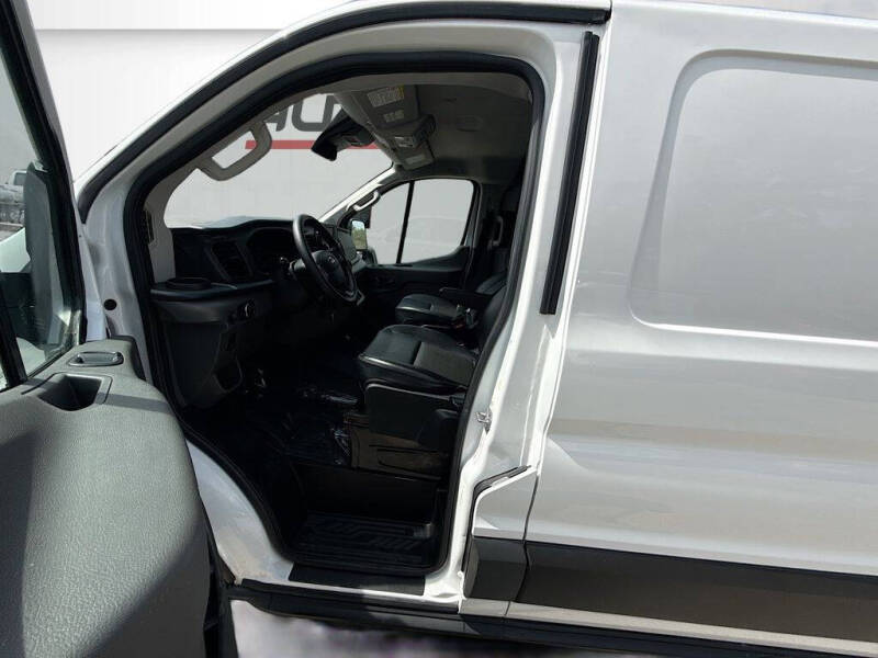 2023 Ford Transit