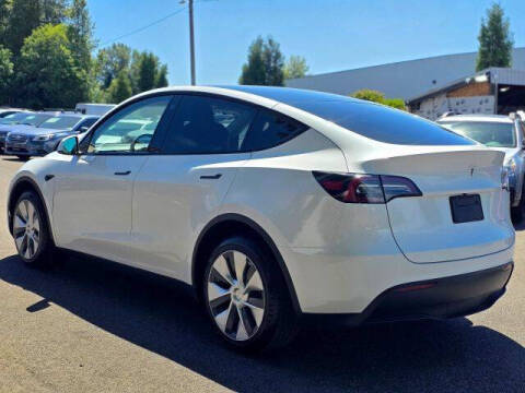 2023 Tesla Model Y Long Range