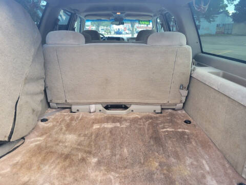 1997 GMC Suburban C2500