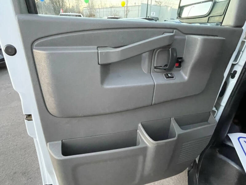 2016 Chevrolet Express 2500