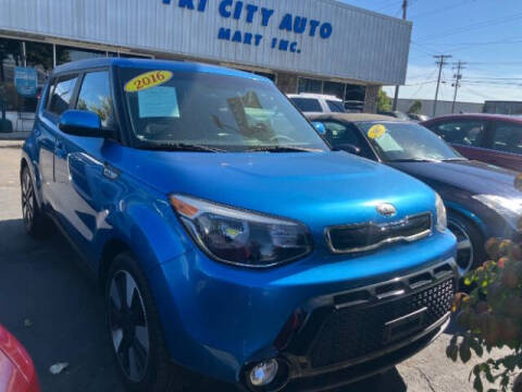 2016 Kia Soul +