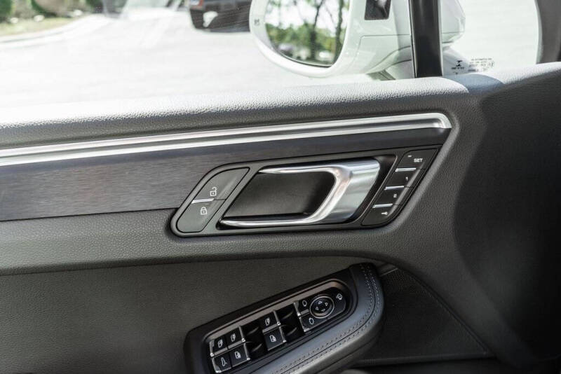 2023 Porsche Macan GTS