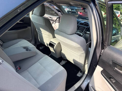 2014 Toyota Camry LE