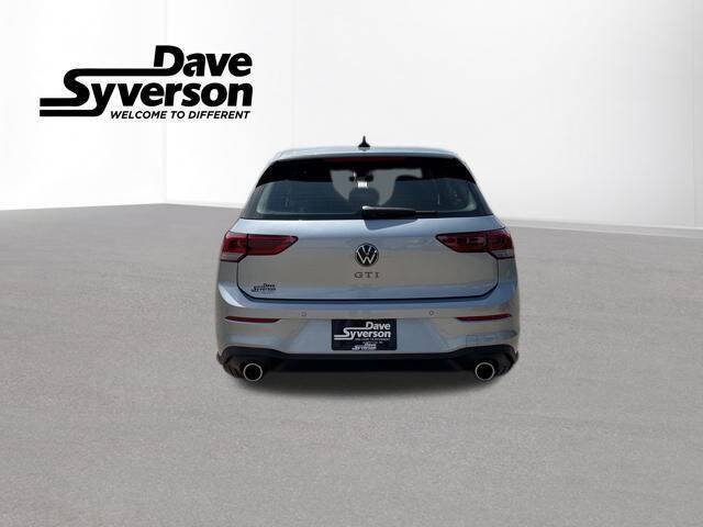 2025 Volkswagen Golf GTI SE