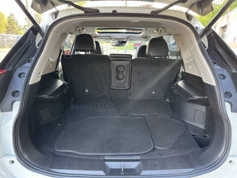 2017 Nissan Rogue SL