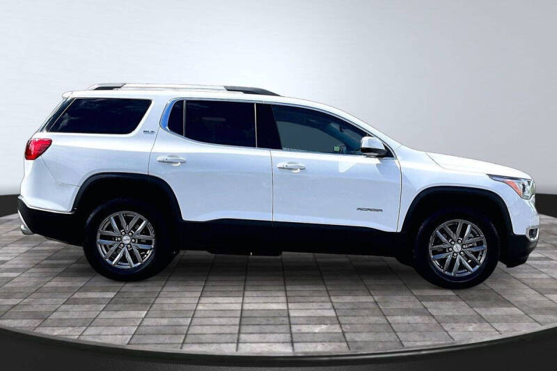 2017 GMC Acadia SLT-1