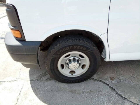 2017 Chevrolet Express 2500