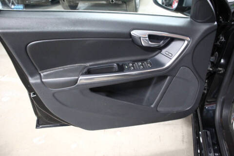 2012 Volvo S60 T6 R-Design