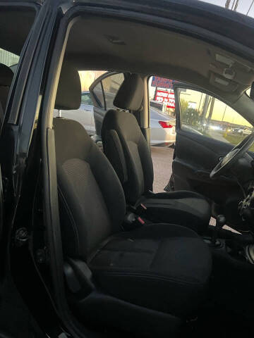 2013 Nissan Versa 1.6 S Plus