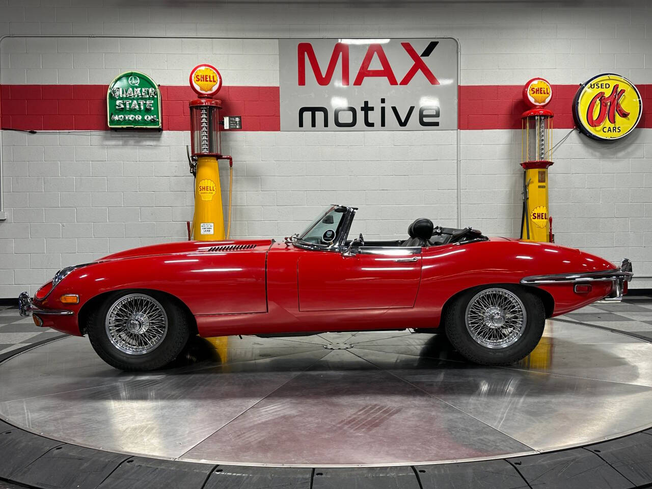 1970 Jaguar E-Type 8