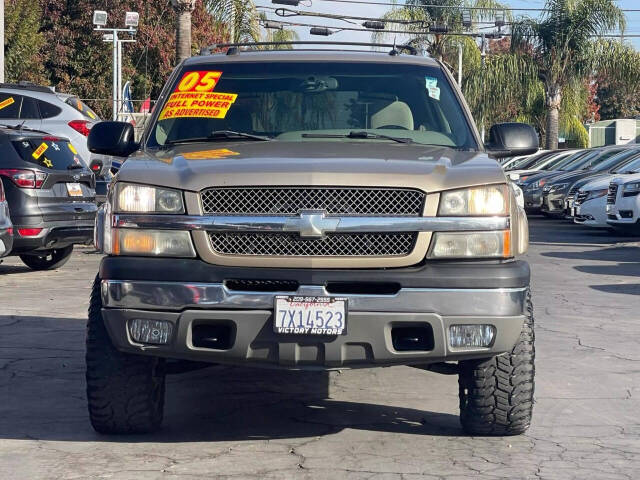 2005 Chevrolet Avalanche for sale at Victory Motors Inc in Modesto, CA