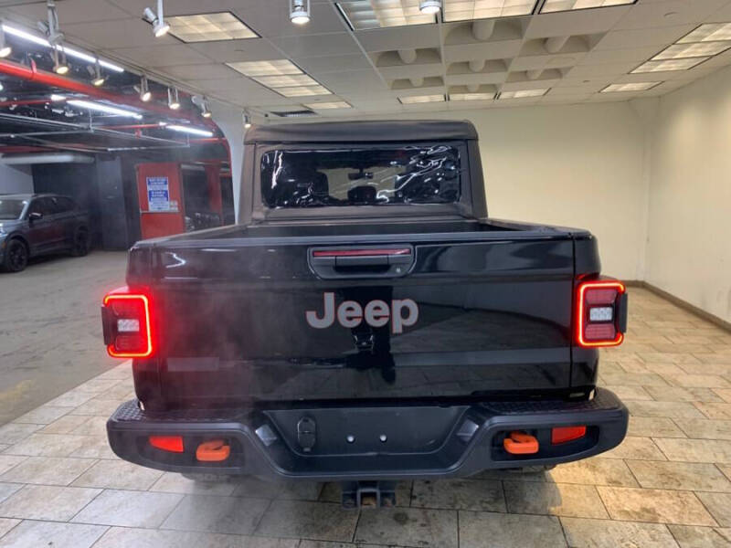 2021 Jeep Gladiator Mojave