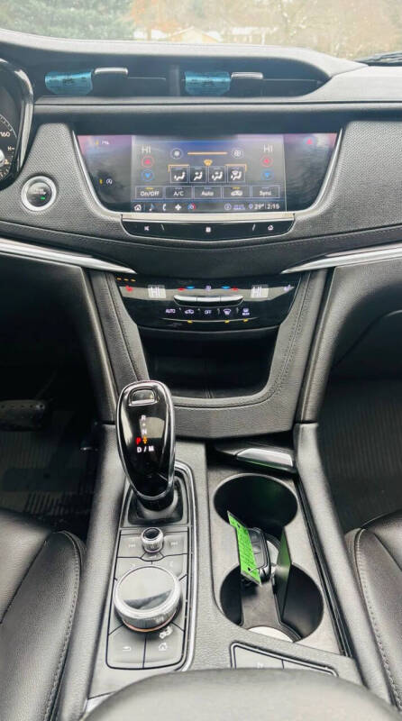 2020 Cadillac XT5 Luxury