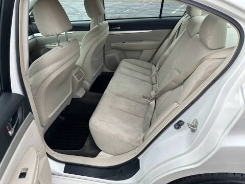 2012 Subaru Legacy 2.5i