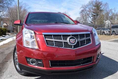 2013 Cadillac SRX for sale at QUEST AUTO GROUP LLC in Redford MI