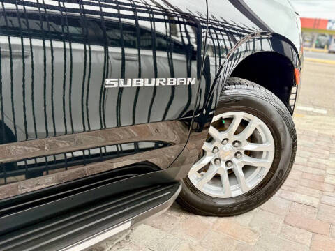 2022 Chevrolet Suburban LT