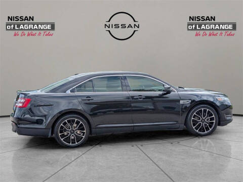 2017 Ford Taurus SEL