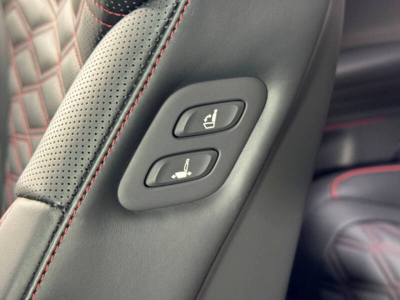 2025 Genesis G80 3.5T Sport Prestige