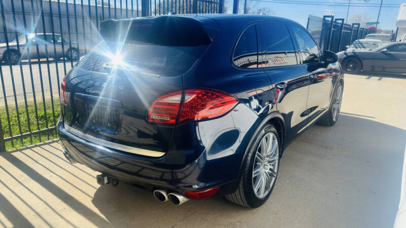 2012 Porsche Cayenne S