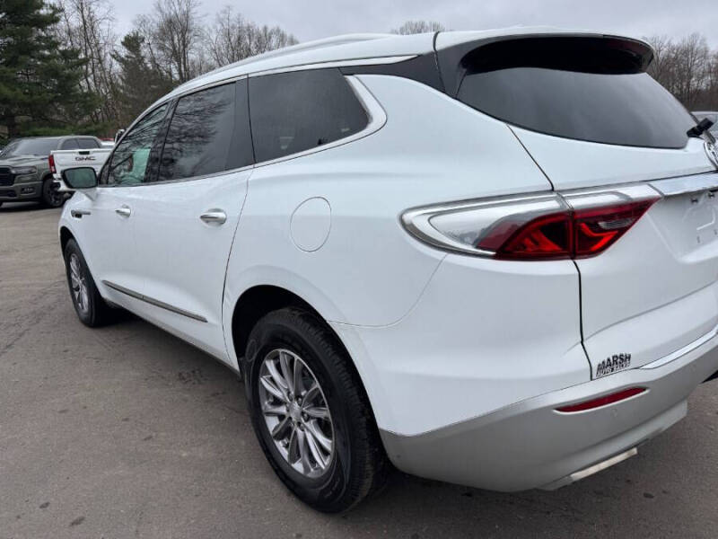 2022 Buick Enclave Essence