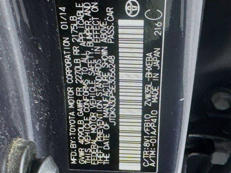 2014 Toyota Prius Plug-in Hybrid Advanced