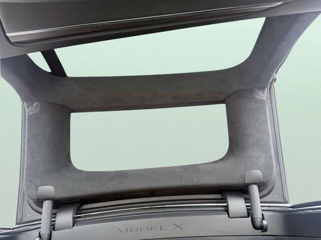 2023 Tesla Model X Standard Range