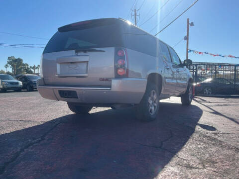 2008 GMC Yukon XL Denali