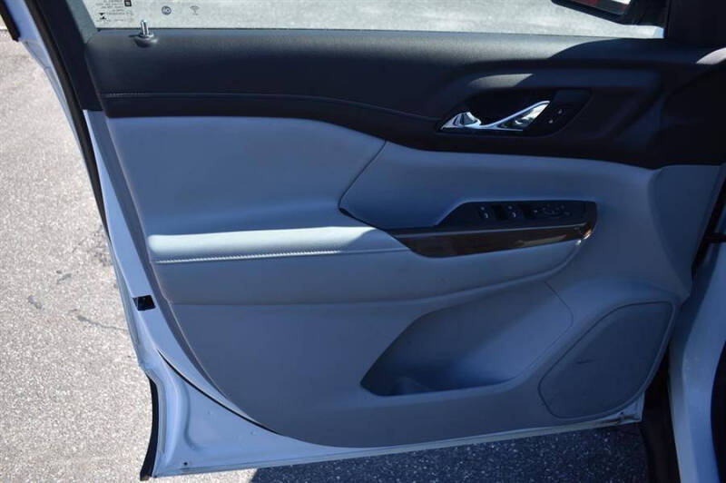 2020 GMC Acadia SLE