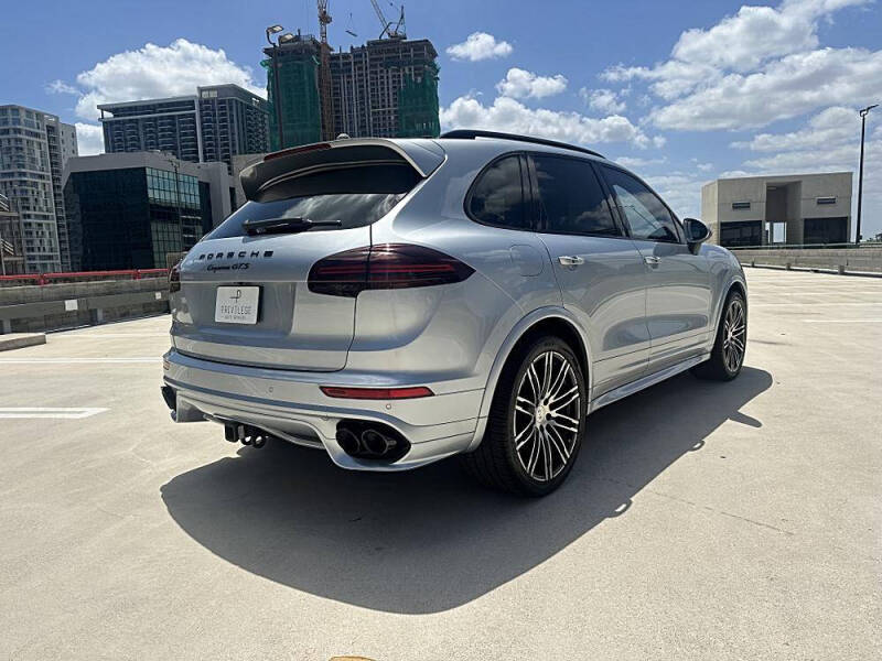 2016 Porsche Cayenne GTS
