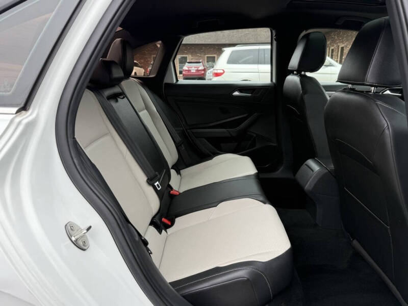 2019 Volkswagen Jetta R-Line