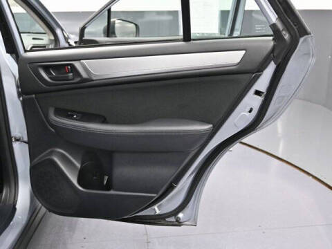 2019 Subaru Outback 2.5i