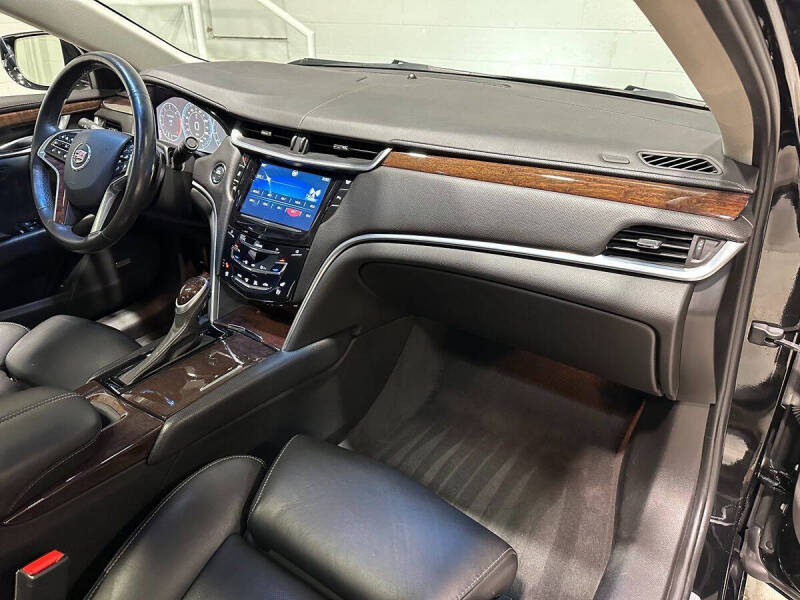 2013 Cadillac XTS Premium Collection