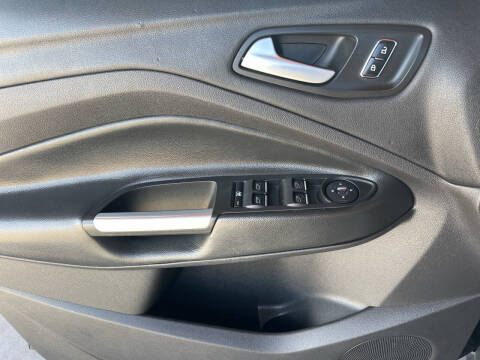 2015 Ford C-MAX Hybrid SE