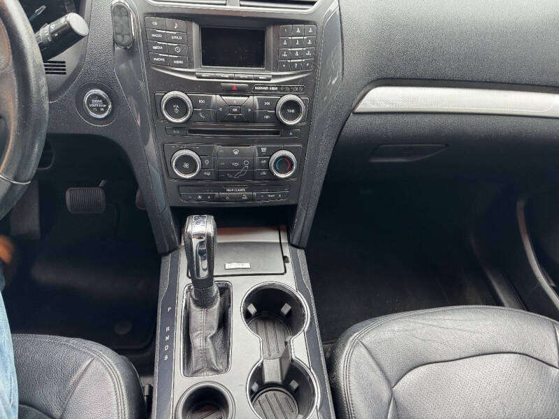 2017 Ford Explorer XLT