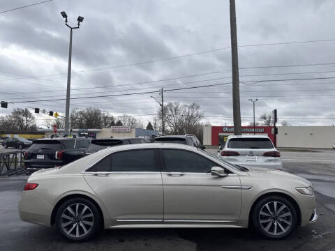 2017 Lincoln Continental Premiere
