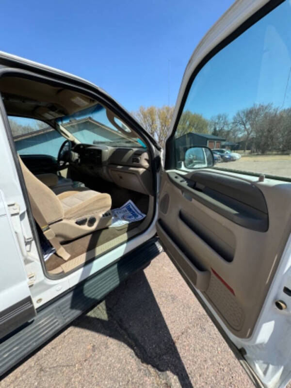 2004 Ford Excursion XLT