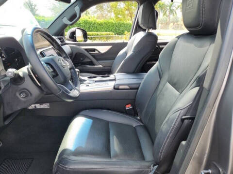 2023 Lexus LX 600 F SPORT Handling