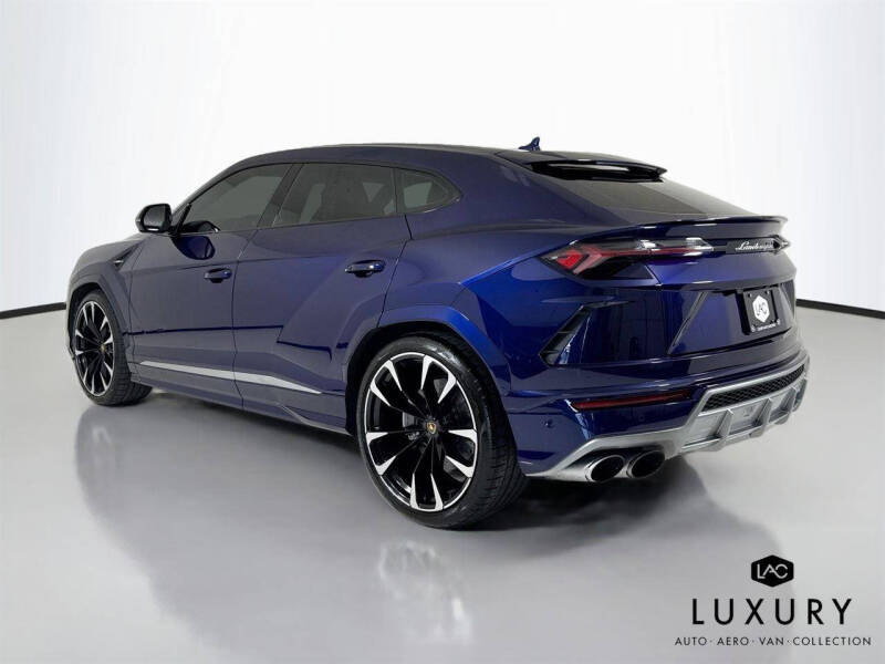 2020 Lamborghini Urus