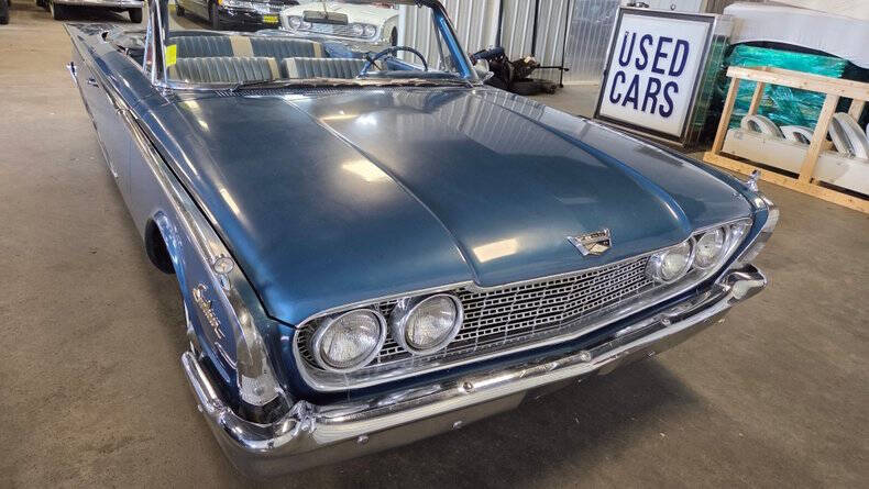1960 Ford Sunliner