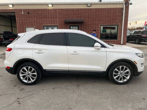 2019 Lincoln MKC Select